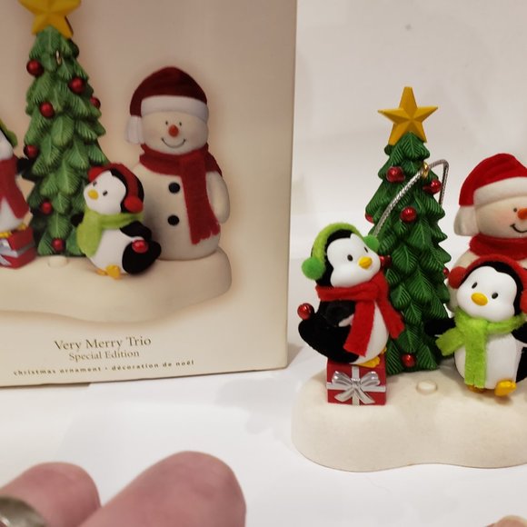 Hallmark Keepsake 2007 Very Merry Trio Ornament - Picture 3 of 6